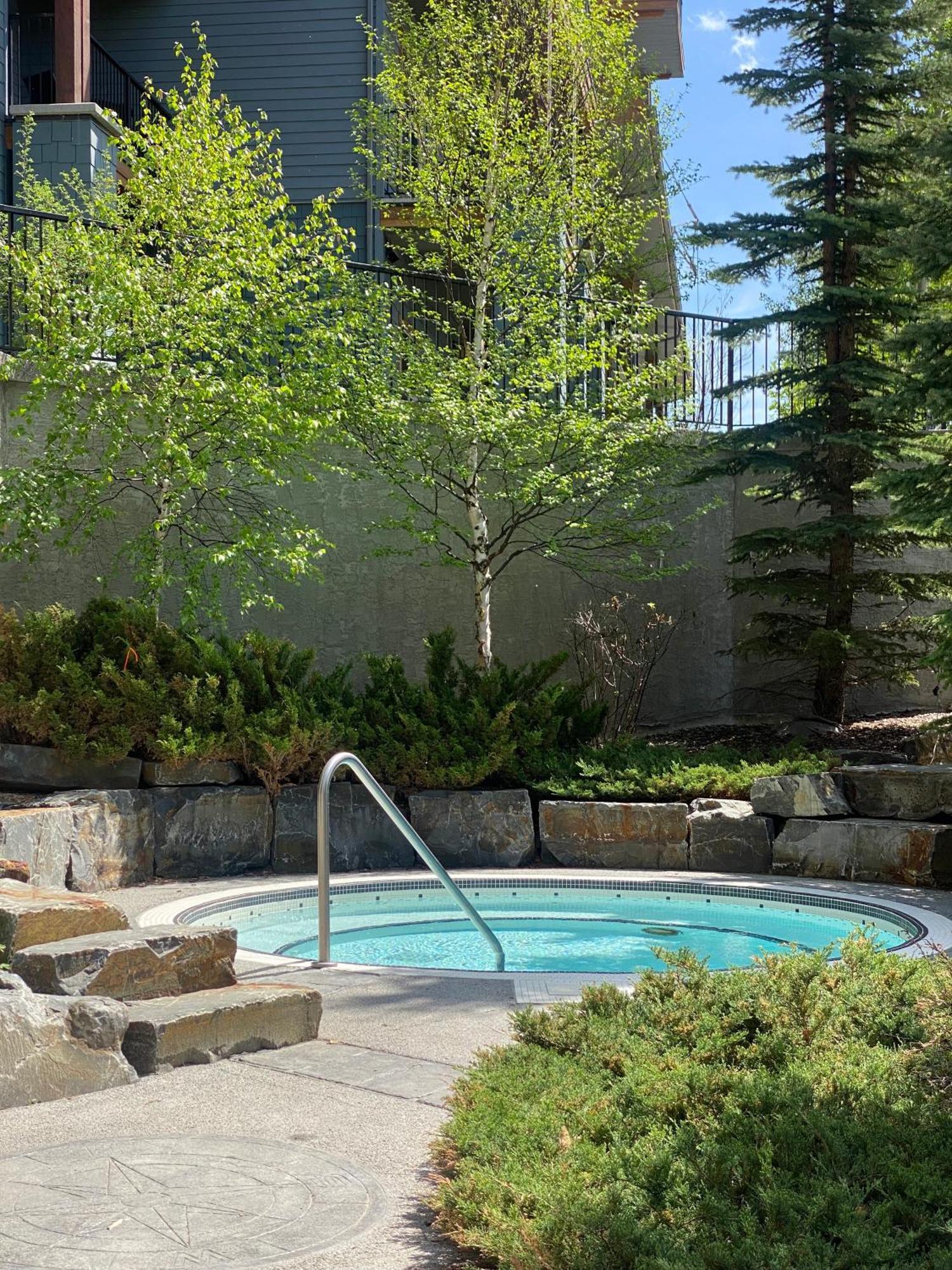 Silver Creek Lodge Canmore Eksteriør billede